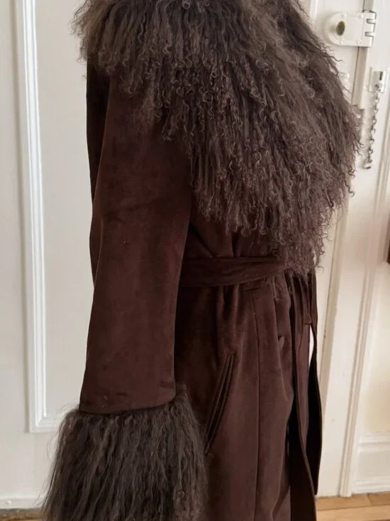 Charlotte Simone - Picture 4 of 4